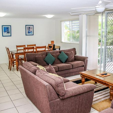 Surfers Beach Holiday Apartments โกลด์โคสต์ ภายนอก รูปภาพ