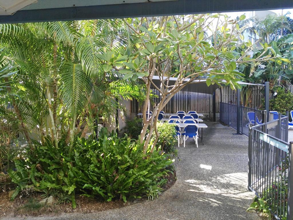 Surfers Beach Holiday Apartments โกลด์โคสต์ ภายนอก รูปภาพ