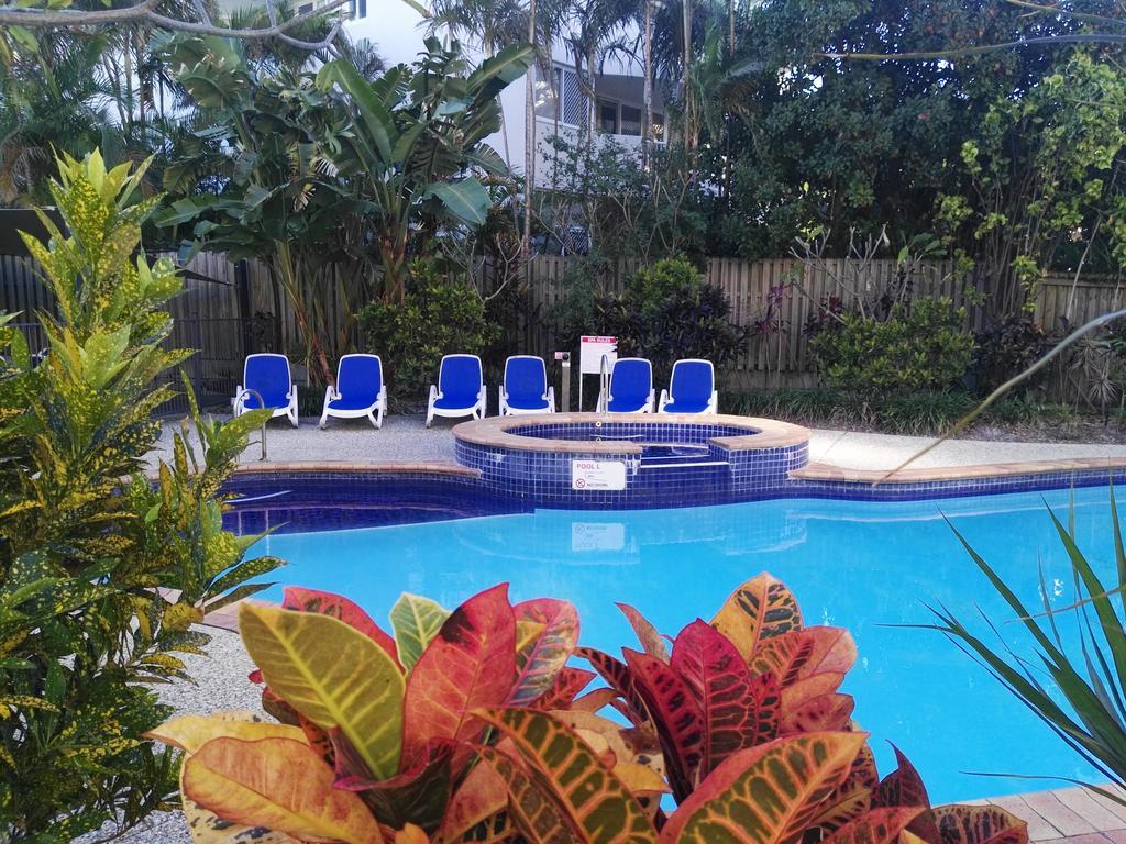 Surfers Beach Holiday Apartments โกลด์โคสต์ ภายนอก รูปภาพ