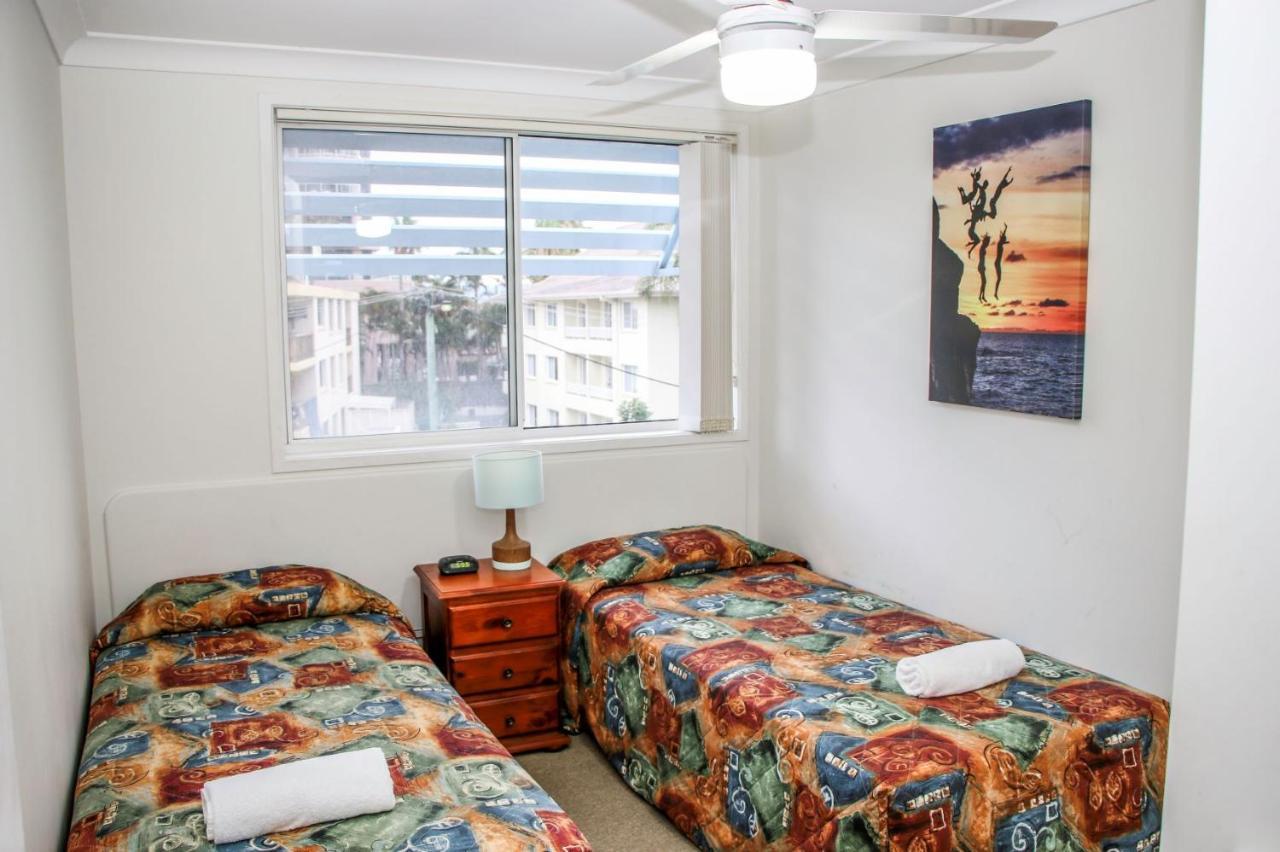 Surfers Beach Holiday Apartments โกลด์โคสต์ ภายนอก รูปภาพ