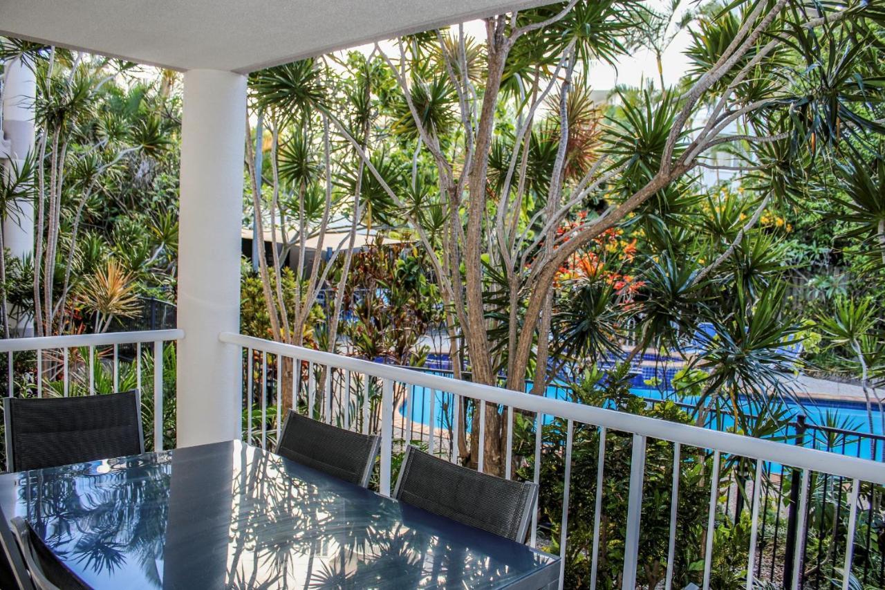 Surfers Beach Holiday Apartments โกลด์โคสต์ ภายนอก รูปภาพ