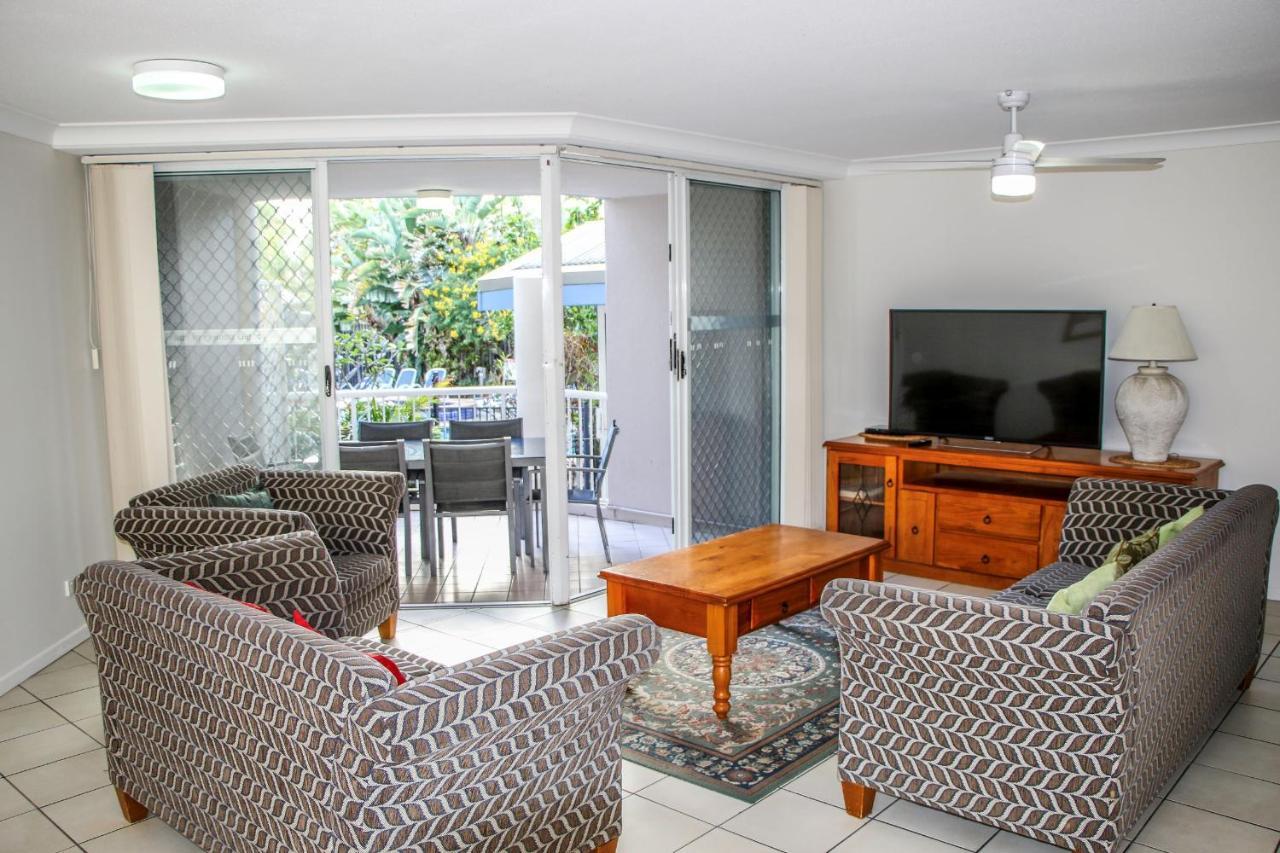 Surfers Beach Holiday Apartments โกลด์โคสต์ ภายนอก รูปภาพ